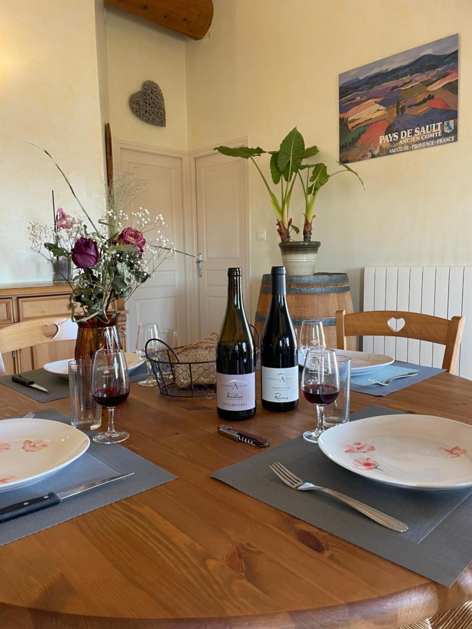 Gite Les Vignes Carpentras Bagian luar foto